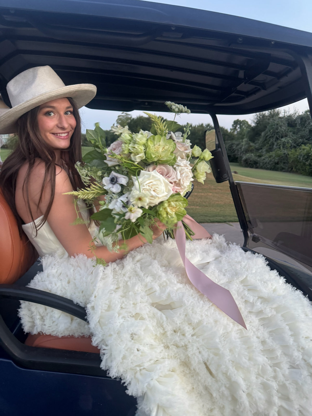 Floral event table installation